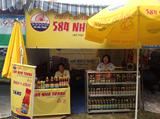 Doanh nghiệp tham gia Phiên chợ hàng Việt Về nông thôn tại phường Ninh Hải, thị xã Ninh Hòa.